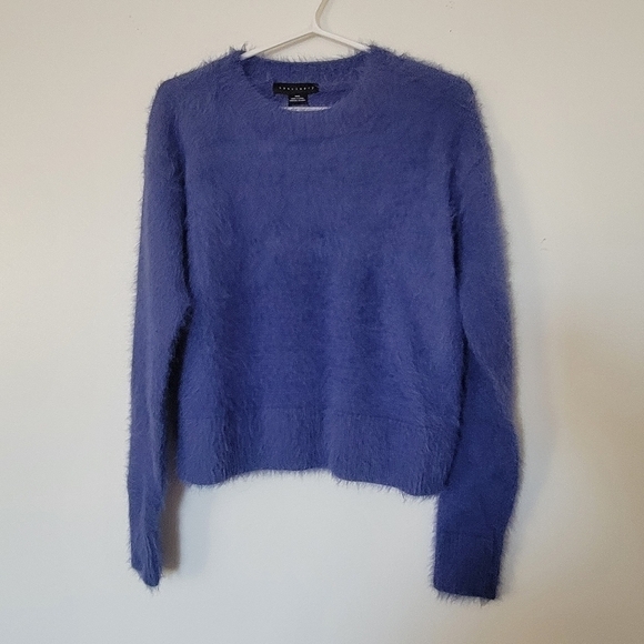 Sanctuary Oversize fuzy blue long sleeve , crew neck sweater, very soft - Picture 3 of 5